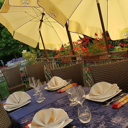 Отель Ristorante Primula Bianca Варци Экстерьер фото